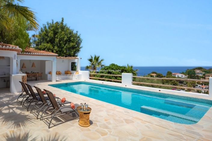 Image No.1-Villa de 4 chambres à vendre à Javea