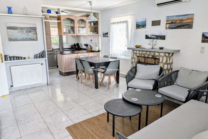 Image No.4-3 Bed Property for sale