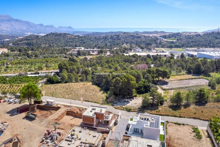 Image No.9-4 Bed Villa for sale