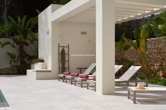 Image No.34-5 Bed Villa for sale