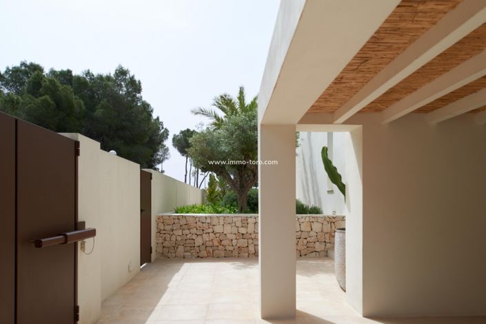 Image No.46-5 Bed Villa for sale