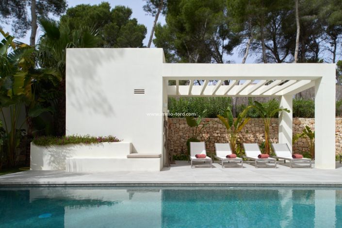 Image No.5-5 Bed Villa for sale