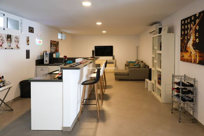 Image No.12-5 Bed Villa for sale