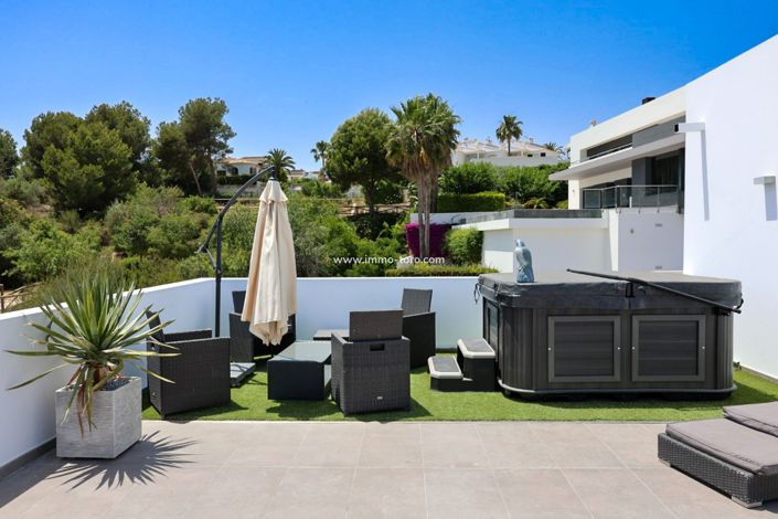 Image No.9-5 Bed Villa for sale