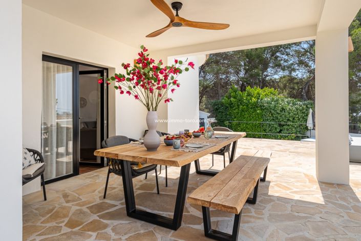 Image No.13-4 Bed Villa for sale