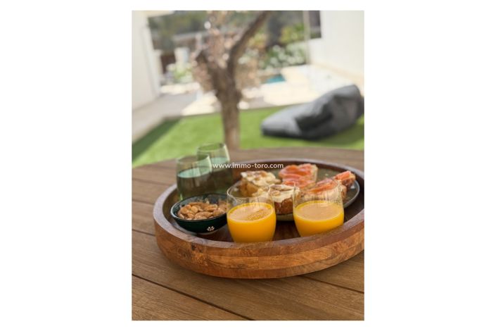 Image No.25-2 Bed Villa for sale