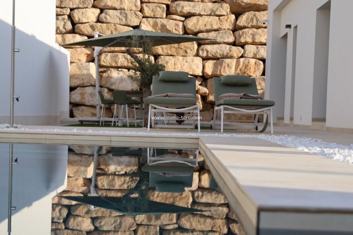 Image No.40-2 Bed Villa for sale