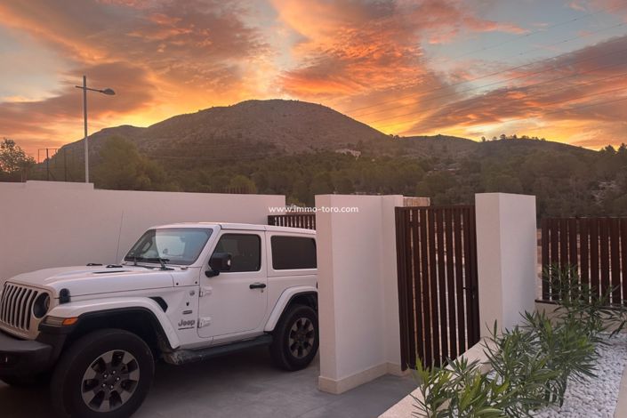 Image No.8-2 Bed Villa for sale