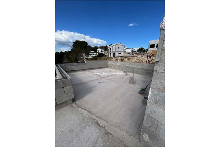 Image No.12-3 Bed Villa for sale