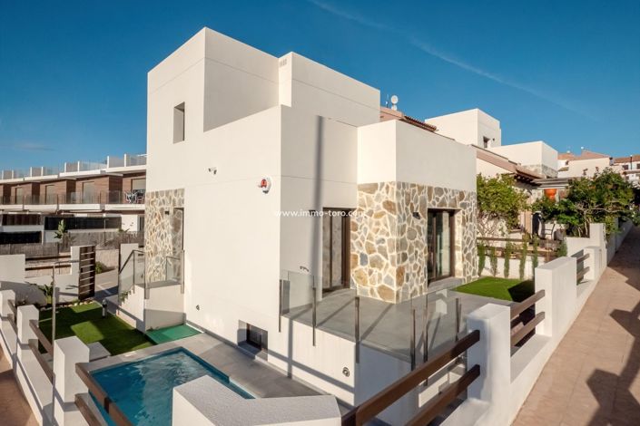 Image No.1-3 Bed Property for sale
