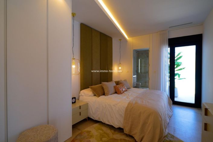 Image No.24-3 Bed Villa for sale