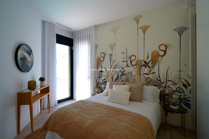 Image No.8-3 Bed Villa for sale