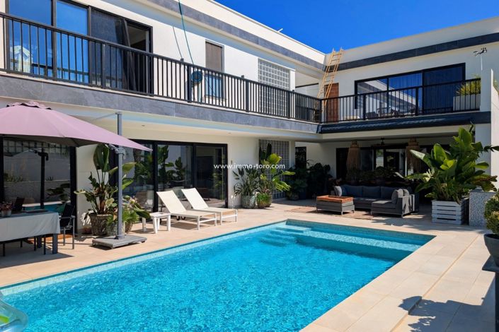Image No.1-Villa for sale