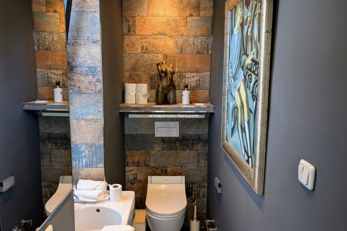 Image No.10-Villa for sale