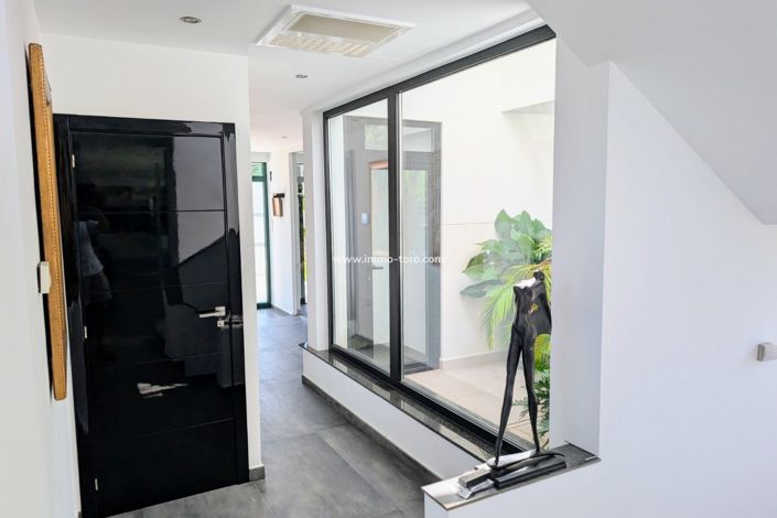 Image No.13-Villa for sale