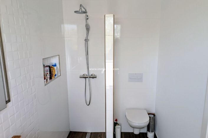 Image No.26-Villa for sale