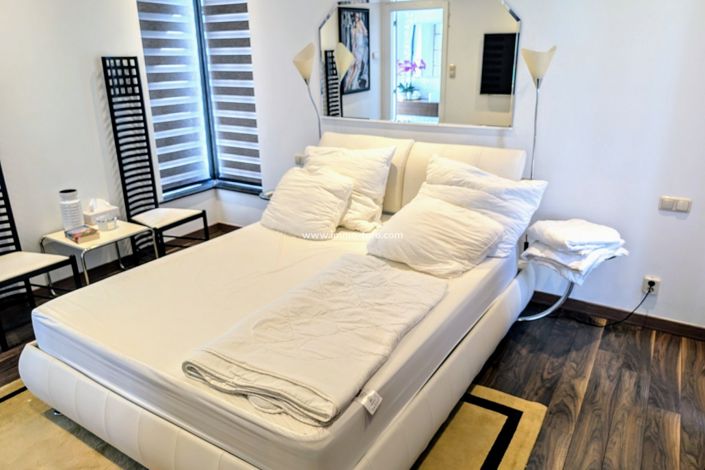 Image No.29-Villa for sale