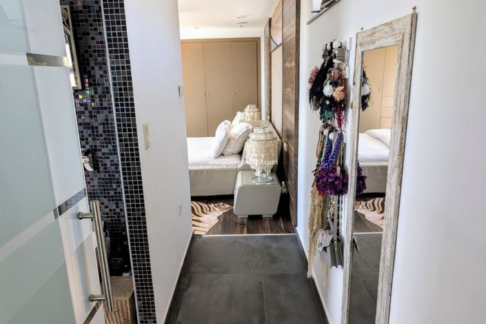 Image No.36-Villa for sale