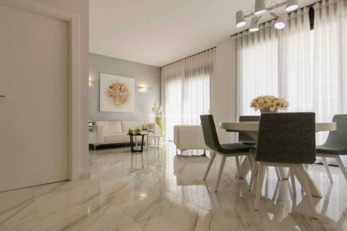 Image No.35-3 Bed Villa for sale