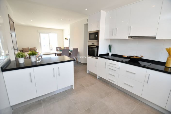 Image No.18-2 Bed Flat for sale