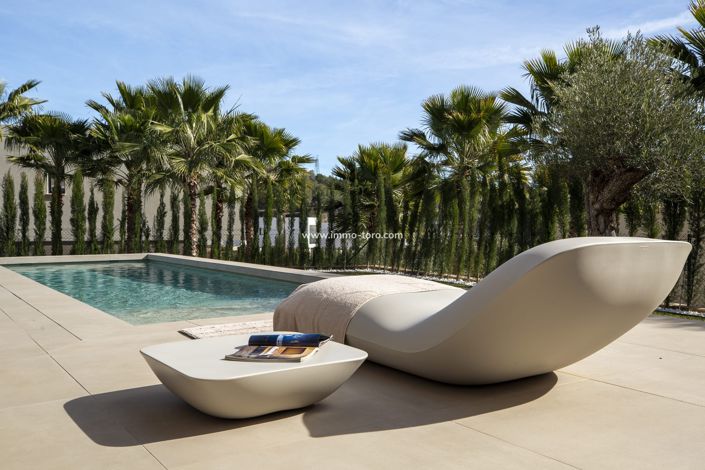 Image No.2-3 Bed Villa for sale