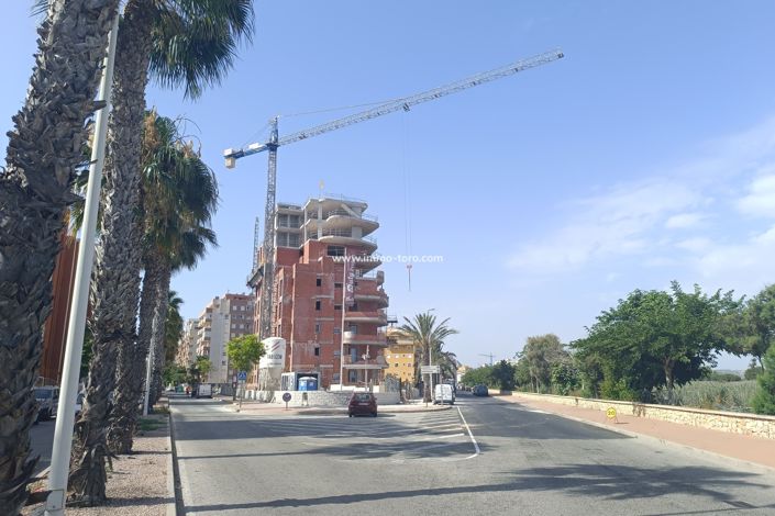 Image No.27-2 Bed Flat for sale