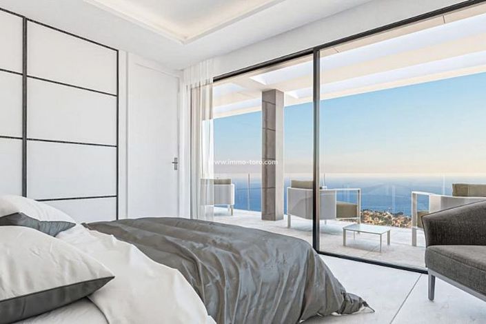 Image No.6-4 Bed Villa for sale