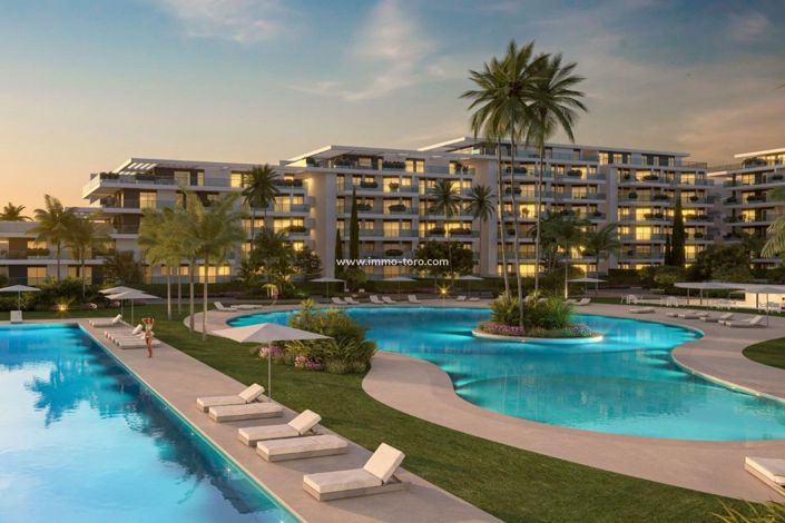 Image No.2-Propriété de 4 chambres à vendre à Almerimar