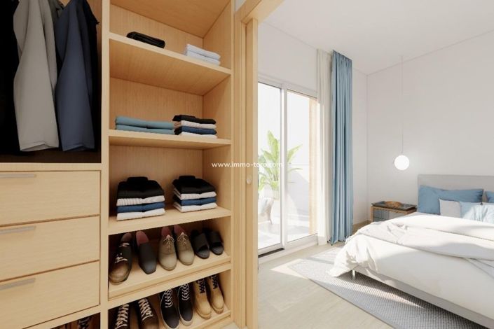 Image No.14-3 Bed Property for sale