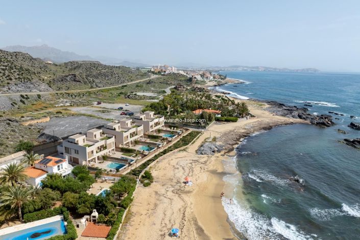 Image No.2-Villa de 4 chambres à vendre à Cuevas del Almanzora