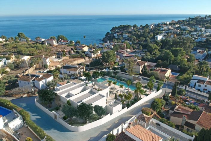 Image No.3-5 Bed Villa for sale