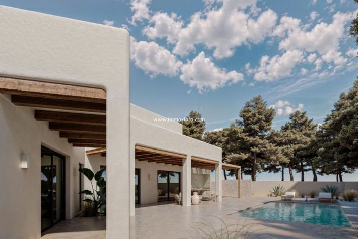 Image No.3-4 Bed Villa for sale