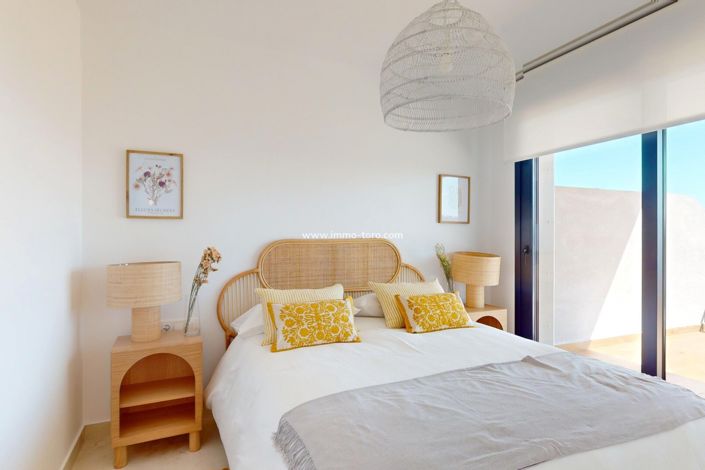 Image No.18-3 Bed Apartment for sale