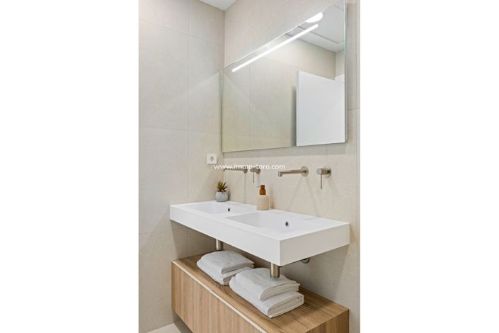 Image No.28-3 Bed Villa for sale