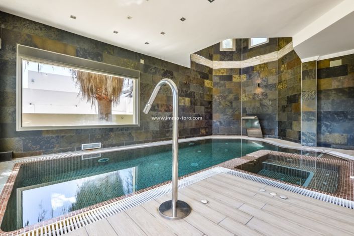 Image No.33-5 Bed Villa for sale