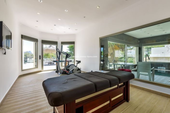 Image No.34-5 Bed Villa for sale