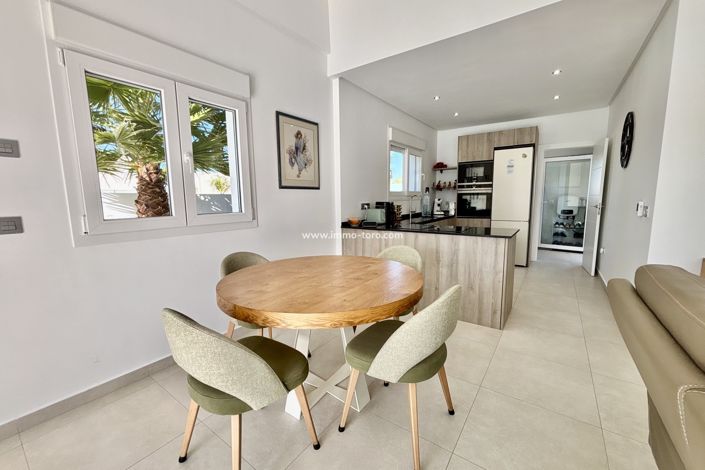 Image No.12-3 Bed Villa for sale