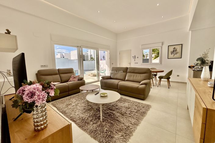 Image No.15-3 Bed Villa for sale