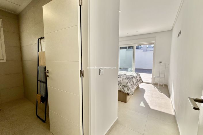 Image No.18-3 Bed Villa for sale