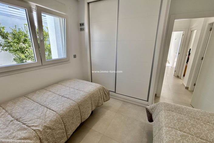 Image No.24-3 Bed Villa for sale