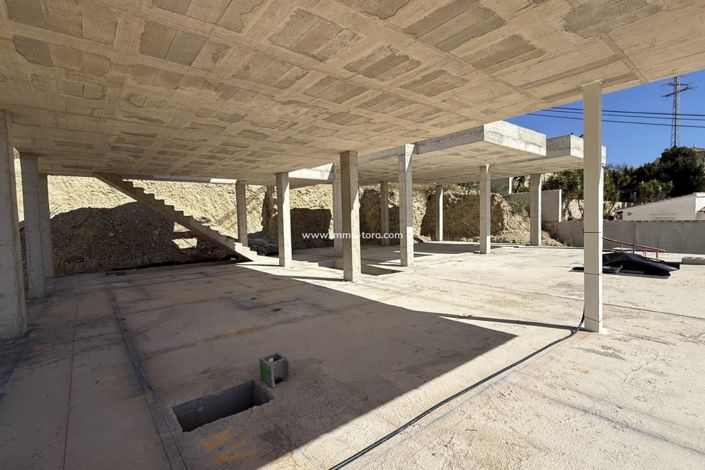 Image No.12-3 Bed Villa for sale