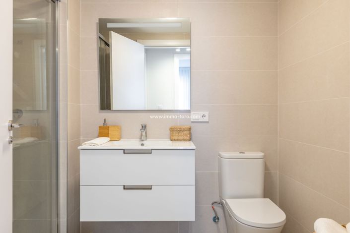 Image No.23-3 Bed Apartment for sale