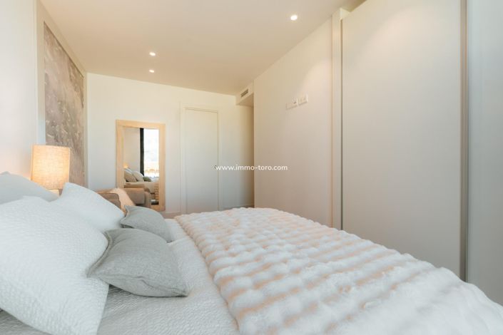 Image No.21-2 Bed Apartment for sale