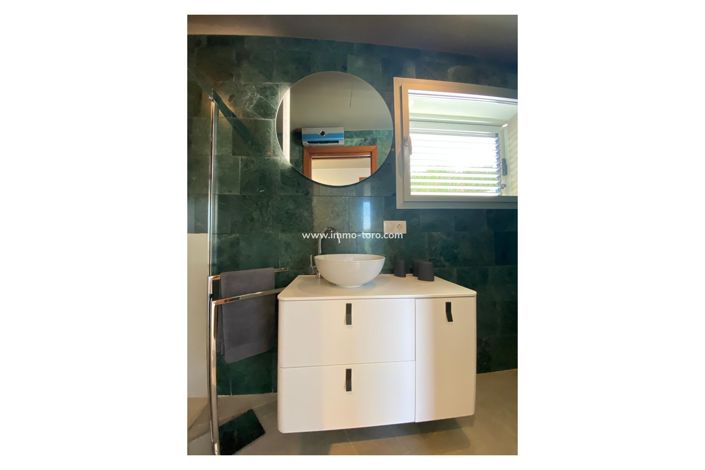 Image No.12-4 Bed Villa for sale