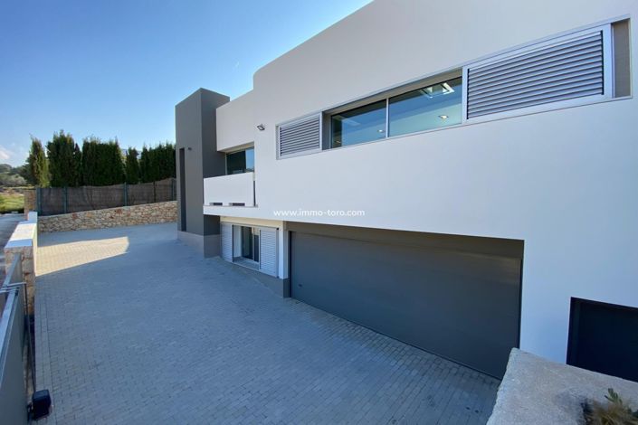 Image No.22-4 Bed Villa for sale