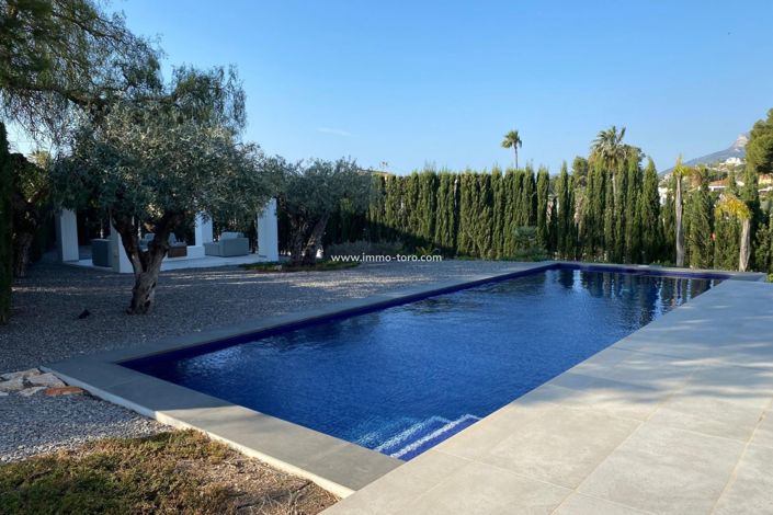 Image No.6-4 Bed Villa for sale