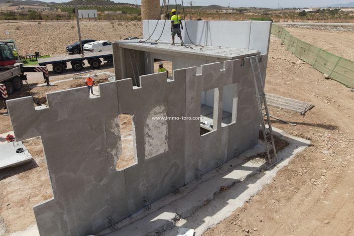 Image No.16-2 Bed Property for sale