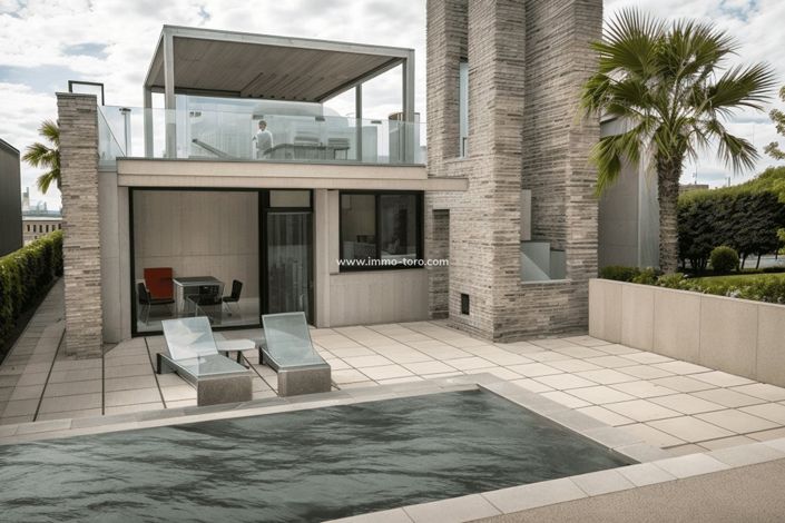 Image No.28-2 Bed Property for sale