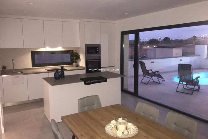 Image No.46-2 Bed Property for sale