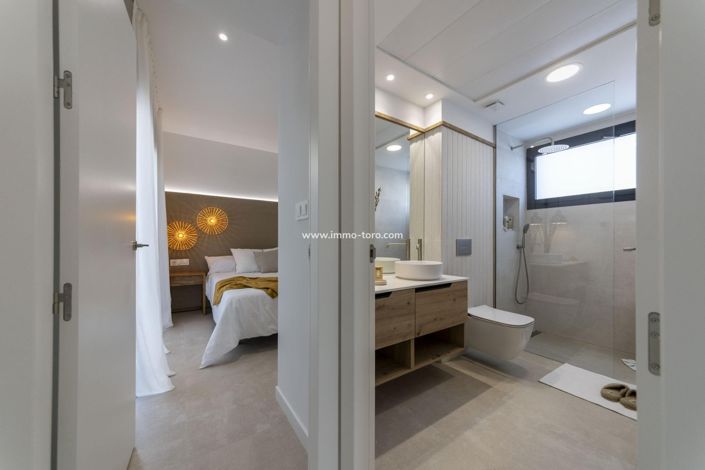 Image No.19-3 Bed Villa for sale